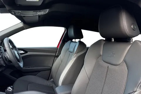  Audi A1 1.5 TFSI 35 Black Edition Sportback S Tronic Euro 6 (s/s) 5dr Thumbnail #16