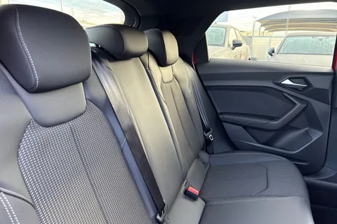  Audi A1 1.5 TFSI 35 Black Edition Sportback S Tronic Euro 6 (s/s) 5dr Thumbnail #19