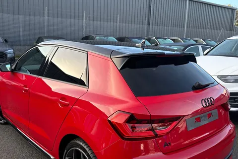  Audi A1 1.5 TFSI 35 Black Edition Sportback S Tronic Euro 6 (s/s) 5dr Thumbnail #31