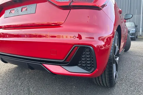  Audi A1 1.5 TFSI 35 Black Edition Sportback S Tronic Euro 6 (s/s) 5dr Thumbnail #34