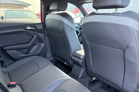  Audi A1 1.5 TFSI 35 Black Edition Sportback S Tronic Euro 6 (s/s) 5dr Thumbnail #41