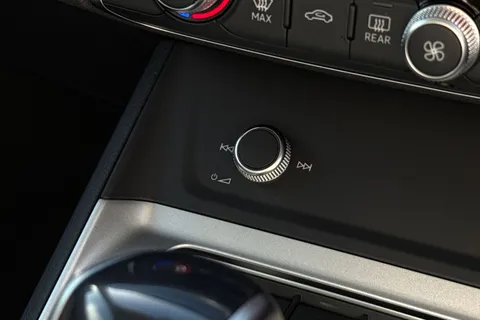  Audi Q3 1.5 TFSI CoD 35 Sport S Tronic Euro 6 (s/s) 5dr Thumbnail #40