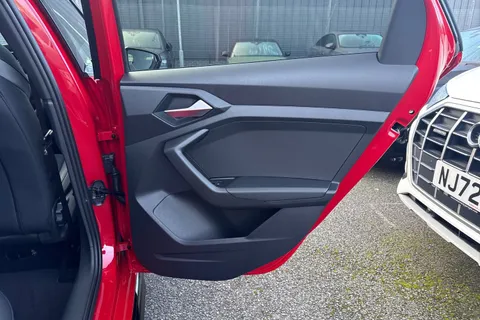  Audi A1 1.5 TFSI 35 Black Edition Sportback S Tronic Euro 6 (s/s) 5dr Thumbnail #42