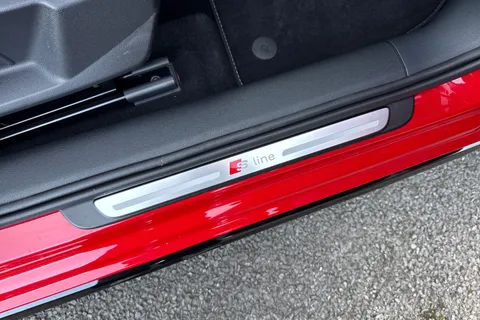  Audi A1 1.5 TFSI 35 Black Edition Sportback S Tronic Euro 6 (s/s) 5dr Thumbnail #43