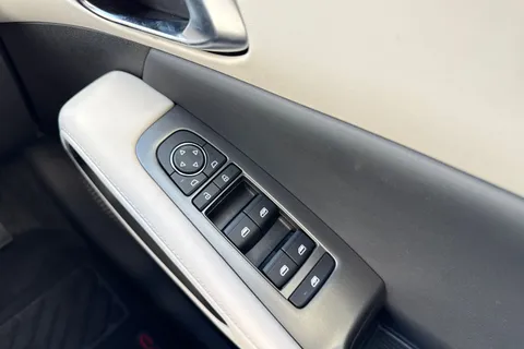 BYD ATTO 2 51.1kWh Boost Auto 5dr Thumbnail #46