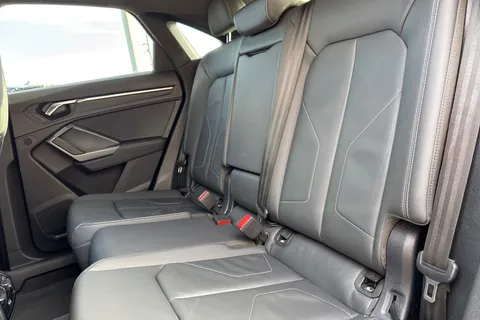 KT74FON Audi Q3 Black Edition 35 TDI 150 PS S tronic Thumbnail #20