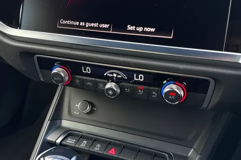 KT74FON Audi Q3 Black Edition 35 TDI 150 PS S tronic Thumbnail #23