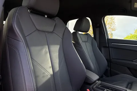 KT74FON Audi Q3 Black Edition 35 TDI 150 PS S tronic Thumbnail #25