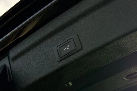 KT74FON Audi Q3 Black Edition 35 TDI 150 PS S tronic Thumbnail #28