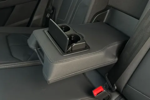 KT74FON Audi Q3 Black Edition 35 TDI 150 PS S tronic Thumbnail #31