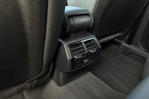 KT74FON Audi Q3 Black Edition 35 TDI 150 PS S tronic Thumbnail #32