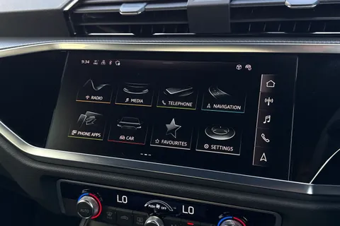 KT74FON Audi Q3 Black Edition 35 TDI 150 PS S tronic Thumbnail #45