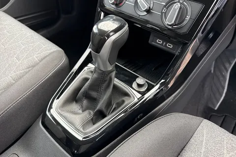  Volkswagen T-Cross 1.0 TSI Match DSG Euro 6 (s/s) 5dr Thumbnail #23