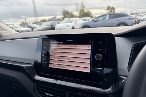  Volkswagen T-Cross 1.0 TSI Match DSG Euro 6 (s/s) 5dr Thumbnail #41