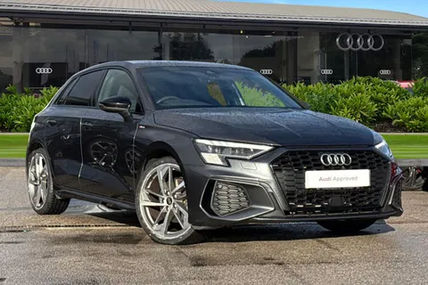 PJ23OPG Audi A3 Edition 1 35 TFSI 150 PS 6-speed Thumbnail #2