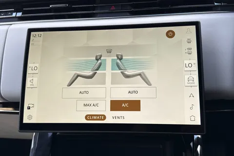 42 of 45 for LAND ROVER RANGE ROVER SPORT 3.0 D300 Dynamic SE 5dr Auto