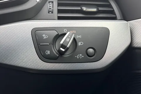 33 of 54 for Audi A5 2.0 TDI 35 Sport Sportback S Tronic Euro 6 (s/s) 5dr