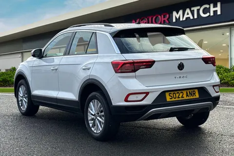 2 of 50 for Volkswagen T-Roc 1.5 TSI Life DSG Euro 6 (s/s) 5dr