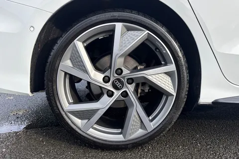 PK25UXS Audi A3 Black Edition 35 TFSI  150 PS S tronic Thumbnail #12