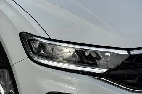 26 of 50 for Volkswagen T-Roc 1.5 TSI Life DSG Euro 6 (s/s) 5dr