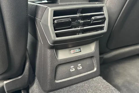 PK25UXS Audi A3 Black Edition 35 TFSI  150 PS S tronic Thumbnail #40