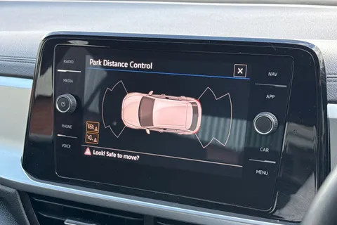 45 of 50 for Volkswagen T-Roc 1.5 TSI Life DSG Euro 6 (s/s) 5dr