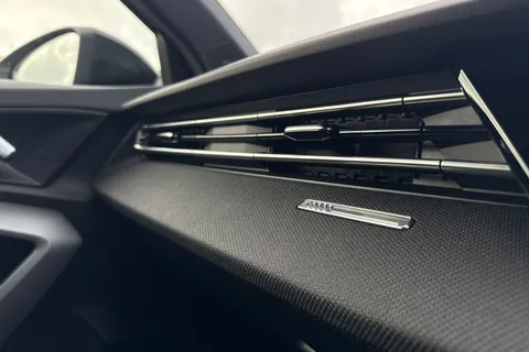 PK25UXS Audi A3 Black Edition 35 TFSI  150 PS S tronic Thumbnail #48