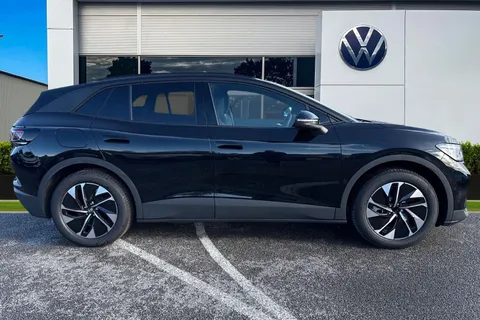  Volkswagen ID.4 Pro 77kWh Match Auto 5dr Thumbnail #4