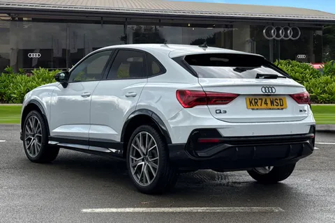 KR74WSD Audi Q3 Black Edition 35 TDI  150 PS S tronic Thumbnail #3