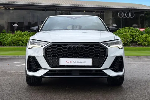 KR74WSD Audi Q3 Black Edition 35 TDI  150 PS S tronic Thumbnail #6