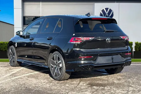  Volkswagen Golf 2.0 TDI Black Edition DSG Euro 6 (s/s) 5dr Thumbnail #3