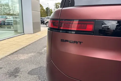 DT25YYW Land Rover Range Rover Sport 3.0 D350 MHEV Autobiography SUV 5dr Diesel Auto 4WD Euro 6 (s/s) (350 ps) Thumbnail #28