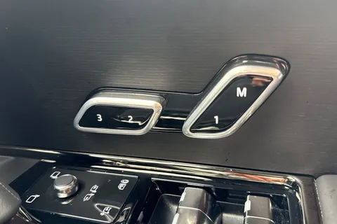 DT25YYW Land Rover Range Rover Sport 3.0 D350 MHEV Autobiography SUV 5dr Diesel Auto 4WD Euro 6 (s/s) (350 ps) Thumbnail #36