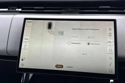 DT25YYW Land Rover Range Rover Sport 3.0 D350 MHEV Autobiography SUV 5dr Diesel Auto 4WD Euro 6 (s/s) (350 ps) Thumbnail #45