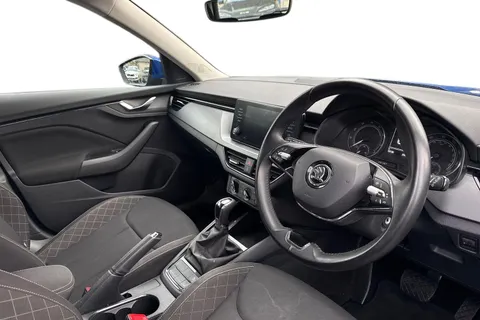 OW22EXL Škoda Kamiq 1.0 TSI SE DSG Euro 6 (s/s) 5dr Thumbnail #8