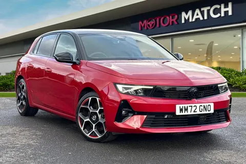 WM72GNO Vauxhall Astra 1.6 12.4kWh GS Line Auto Euro 6 (s/s) 5dr Thumbnail #2