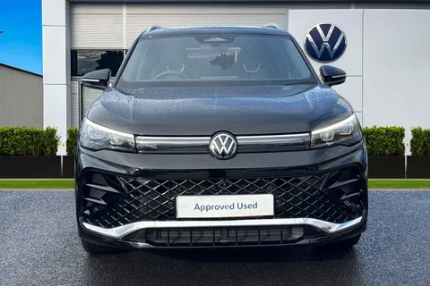 KT74RWF Volkswagen Tiguan 1.5 eTSI 150 R-Line 5dr DSG **PANORAMIC ROOF, DRIVER ASSITANCE PACK** Thumbnail #7