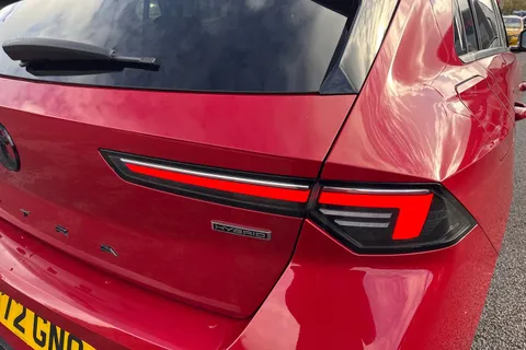 WM72GNO Vauxhall Astra 1.6 12.4kWh GS Line Auto Euro 6 (s/s) 5dr Thumbnail #8