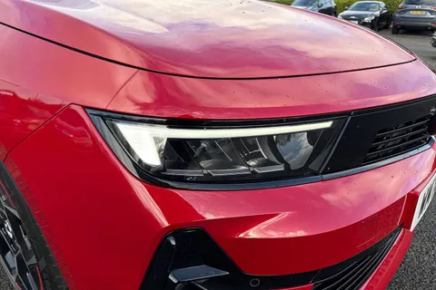 WM72GNO Vauxhall Astra 1.6 12.4kWh GS Line Auto Euro 6 (s/s) 5dr Thumbnail #9