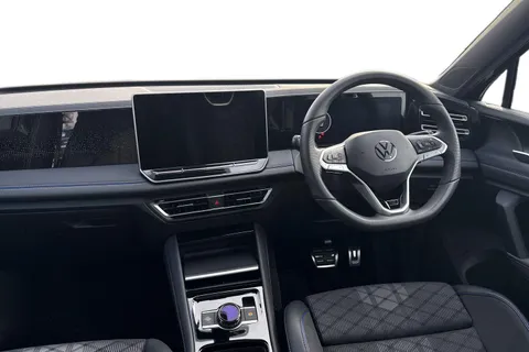 KT74RWF Volkswagen Tiguan 1.5 eTSI 150 R-Line 5dr DSG **PANORAMIC ROOF, DRIVER ASSITANCE PACK** Thumbnail #19
