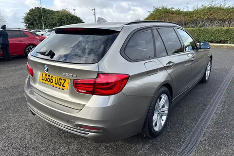 37 of 67 for BMW 3 Series 2.0 320d Sport Touring Auto Euro 6 (s/s) 5dr