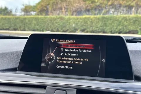 45 of 67 for BMW 3 Series 2.0 320d Sport Touring Auto Euro 6 (s/s) 5dr