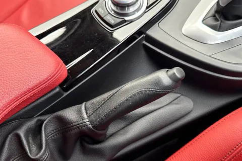 56 of 67 for BMW 3 Series 2.0 320d Sport Touring Auto Euro 6 (s/s) 5dr