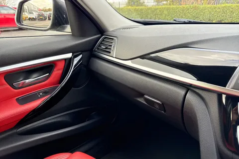 60 of 67 for BMW 3 Series 2.0 320d Sport Touring Auto Euro 6 (s/s) 5dr