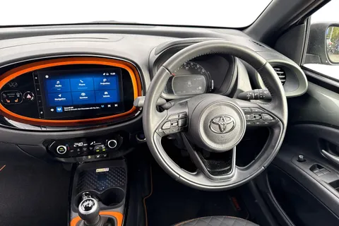 AY72XLV Toyota Aygo X 1.0 VVT-i Limited Edition (Canvas Roof) Euro 6 (s/s) 5dr Thumbnail #18