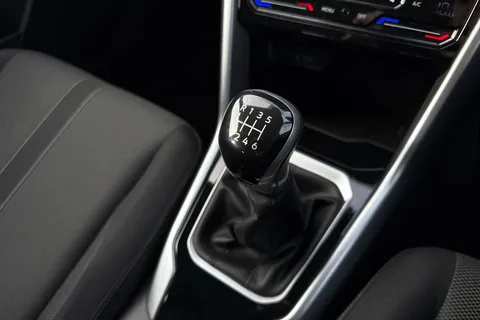 23 of 65 for VOLKSWAGEN T-ROC 1.0 TSI Life 5dr