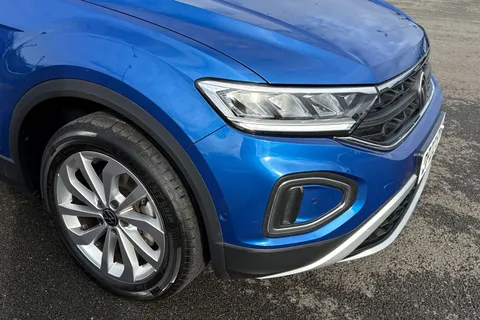 25 of 65 for VOLKSWAGEN T-ROC 1.0 TSI Life 5dr