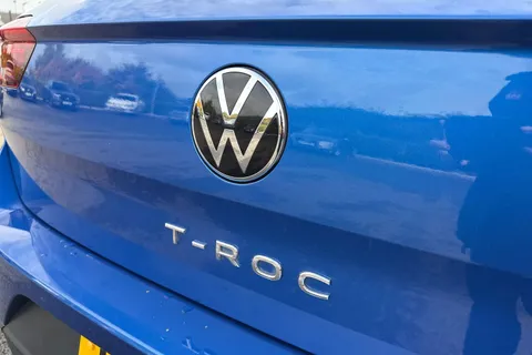 33 of 65 for VOLKSWAGEN T-ROC 1.0 TSI Life 5dr