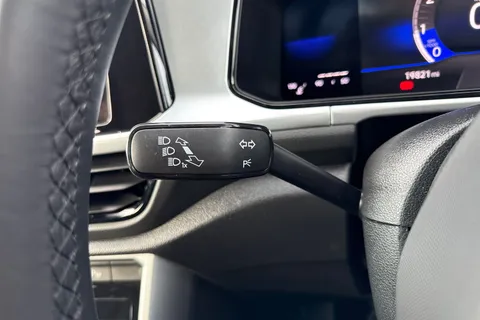 41 of 65 for VOLKSWAGEN T-ROC 1.0 TSI Life 5dr