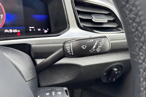 42 of 65 for VOLKSWAGEN T-ROC 1.0 TSI Life 5dr